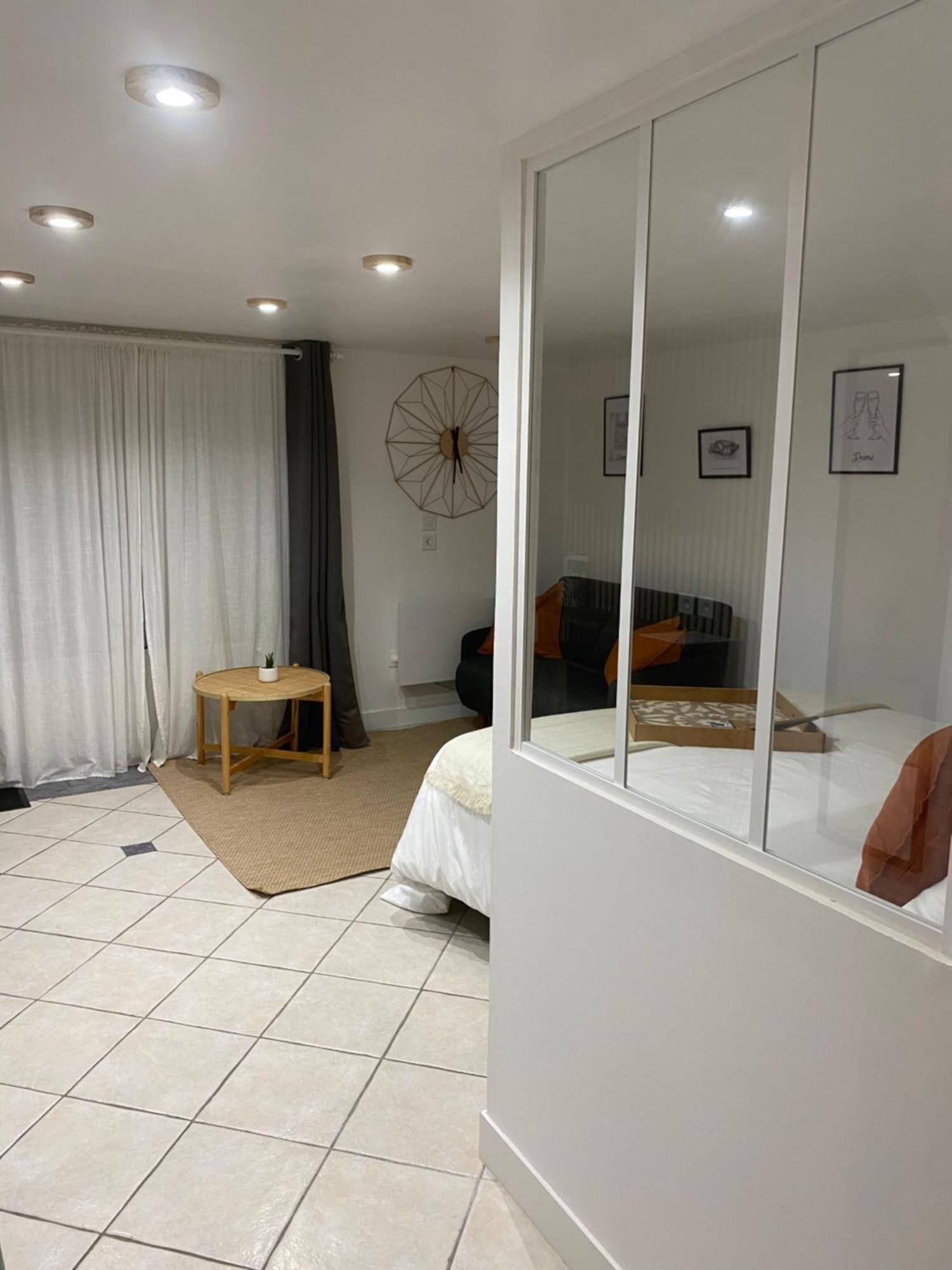 Appart Studio Rdc De Maison Avec Exterieur Proche Reims Tinqueux Eksteriør billede