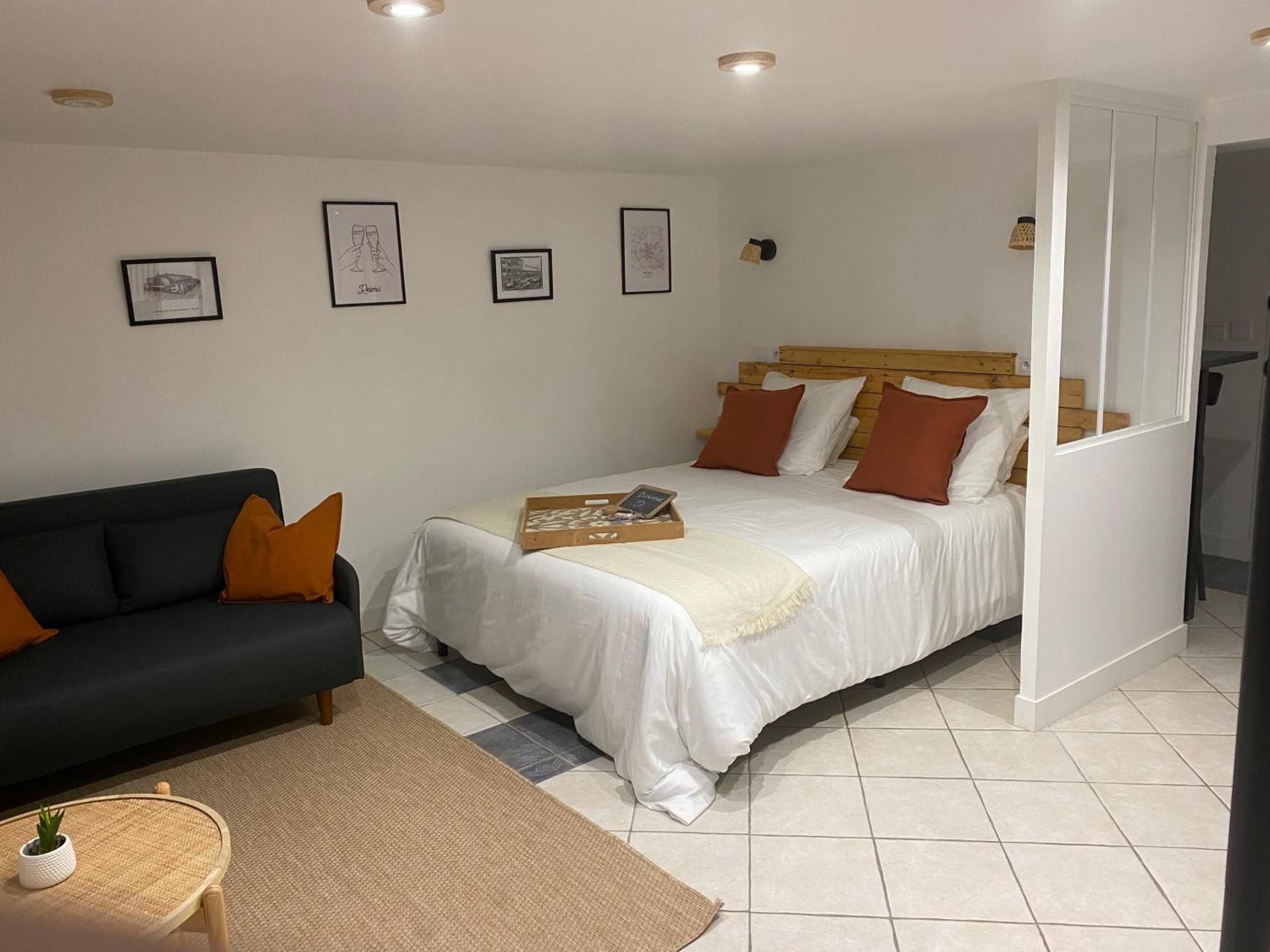 Appart Studio Rdc De Maison Avec Exterieur Proche Reims Tinqueux Eksteriør billede